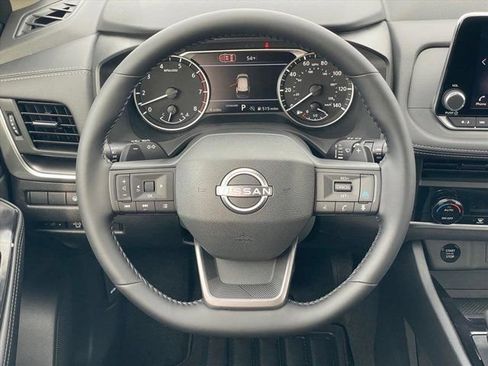 New 2026 Nissan Rogue SV FWD image 20