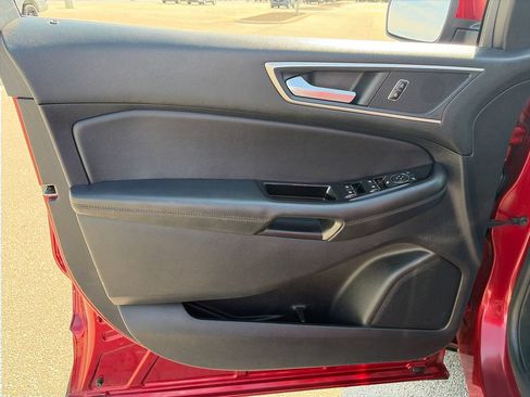 Used 2019 Ford Edge SEL w/ Equipment Group 201A AWD/4WD image 13