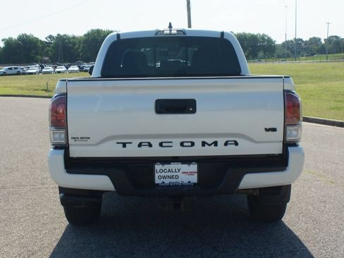 Used 2023 Toyota Tacoma TRD Sport w/ Black Out Package (TMS) AWD/4WD image 3
