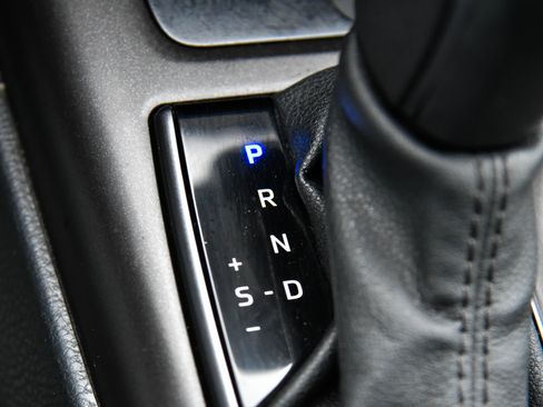 Used 2023 Toyota Camry SE image 26