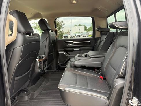Used 2021 RAM 1500 Laramie AWD/4WD image 45