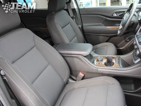 Certified 2023 GMC Acadia SLE w/ Driver Convenience Package image 30