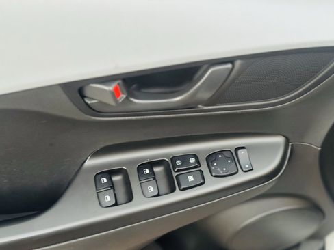 Used 2021 Hyundai Kona SEL w/ Cargo Package image 19