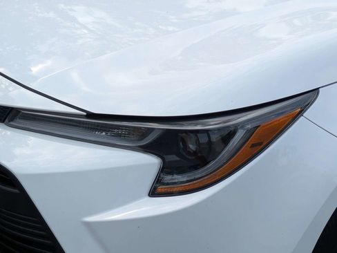 Used 2023 Toyota Corolla LE FWD image 12