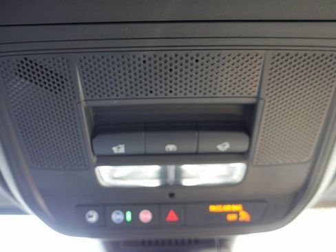 New 2026 Chevrolet Equinox ACTIV w/ Convenience Package III image 21