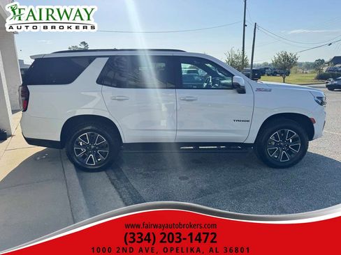 Used 2022 Chevrolet Tahoe Z71 w/ Luxury Package AWD/4WD image 44