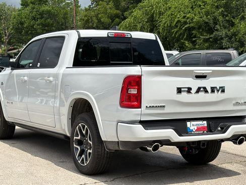 New 2026 RAM 1500 Laramie AWD/4WD image 7