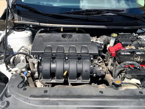 Used 2019 Nissan Sentra SV FWD image 30