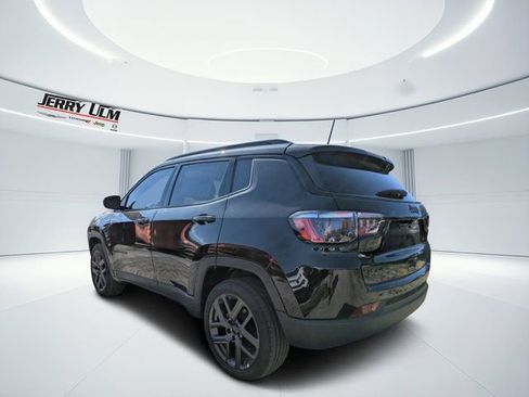 New 2026 Jeep Compass Latitude w/ Sun and Sound Group image 5