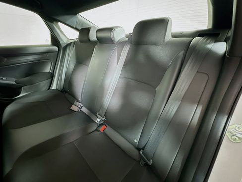 Used 2023 Honda Civic Sport image 23