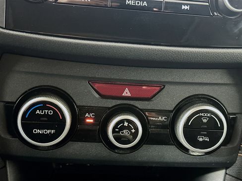 Used 2020 Subaru Crosstrek 2.0i Premium w/ Moonroof Package 2 image 22