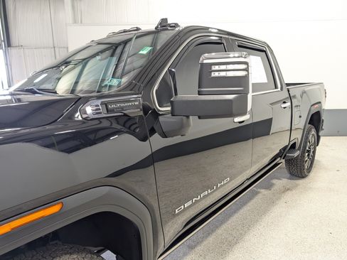 Used 2025 GMC Sierra 2500 Denali Ultimate AWD/4WD image 7
