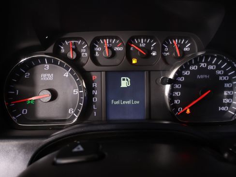 Used 2019 Chevrolet Silverado 2500 W/T RWD image 4