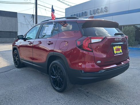 Certified 2023 GMC Terrain SLE w/ Elevation Edition AWD/4WD image 7