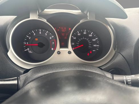 Used 2011 Nissan Juke S AWD/4WD image 20