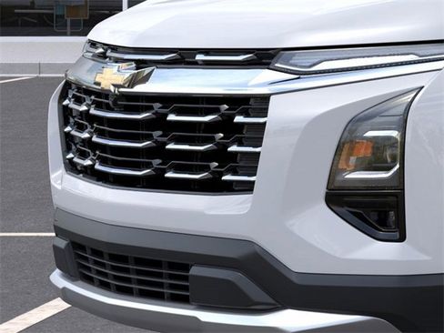New 2026 Chevrolet Equinox LT w/ Safety and Technology Package image 13