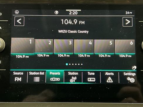 Used 2024 Volkswagen Tiguan Wolfsburg Edition image 60