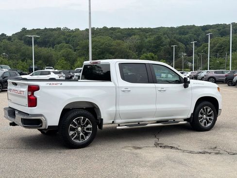 Certified 2024 Chevrolet Silverado 1500 LT AWD/4WD image 5