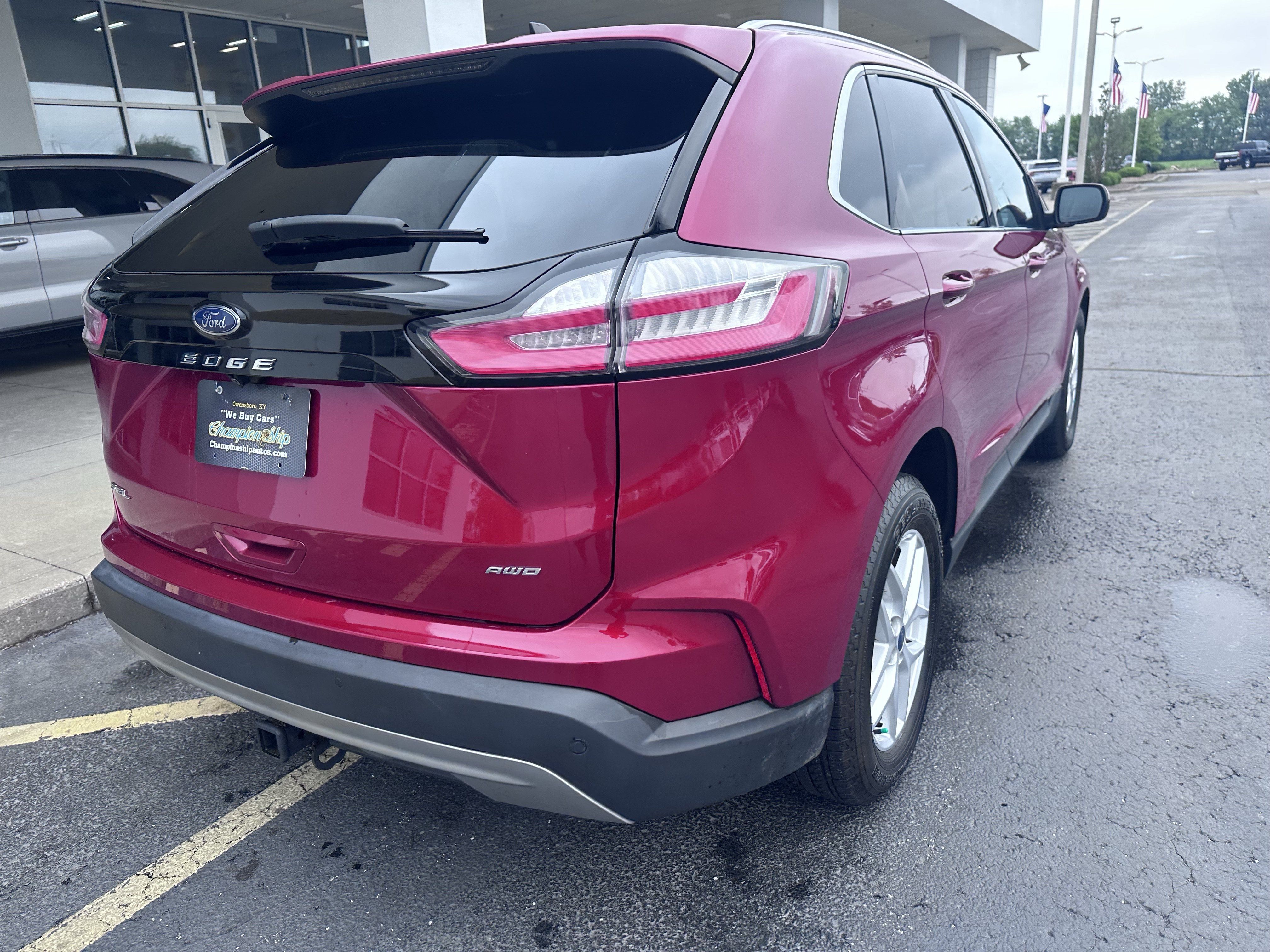 Used 2021 Ford Edge SEL w/ Convenience Package AWD/4WD image 16