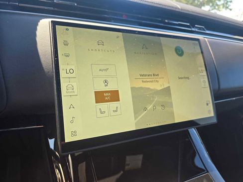 New 2026 Land Rover Range Rover Sport SE image 28