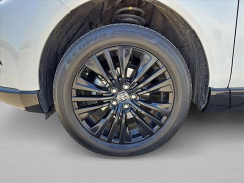 Used 2024 Toyota Venza Nightshade image 24