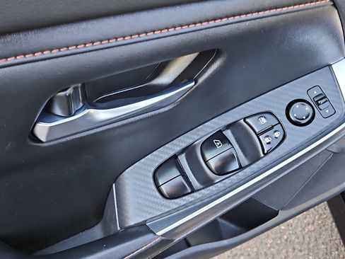 Used 2021 Nissan Sentra SR FWD image 11