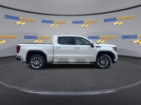Used 2024 GMC Sierra 1500 SLT w/ SLT Premium Plus Package image 12
