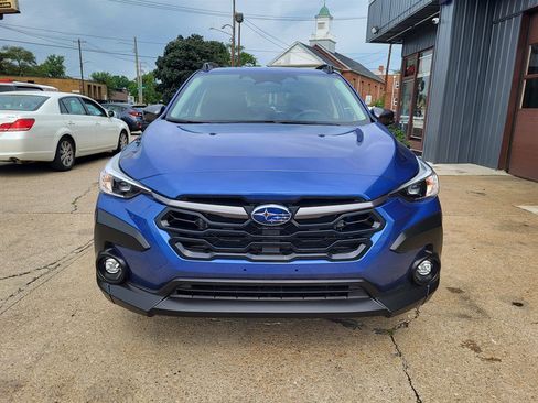 Used 2025 Subaru Crosstrek 2.5i Premium AWD/4WD image 2