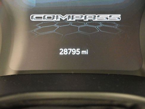 Used 2023 Jeep Compass Limited AWD/4WD image 19