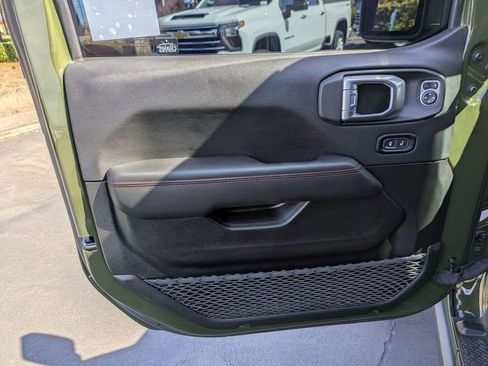 Used 2023 Jeep Gladiator Rubicon w/ LED Lighting Group image 10