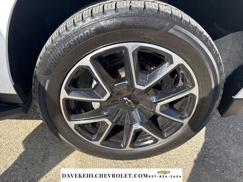 Used 2023 Chevrolet Suburban RST w/ Luxury Package AWD/4WD image 43