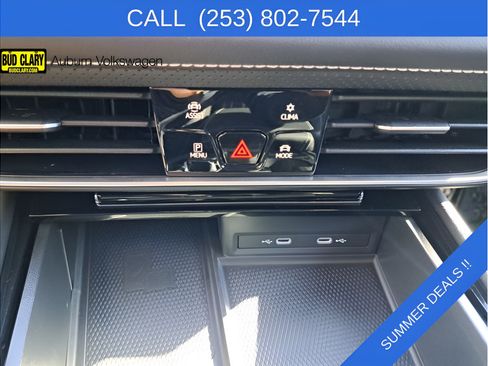 Used 2024 Volkswagen Atlas Cross Sport SEL R-Line AWD/4WD image 15