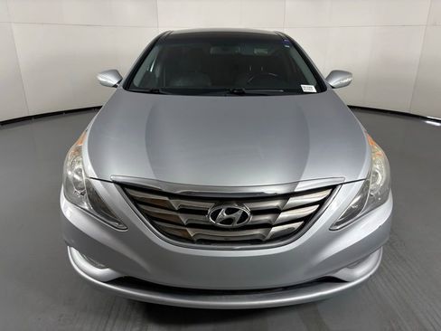 Used 2012 Hyundai Sonata Limited FWD image 3