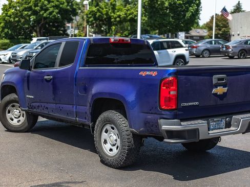 Used 2017 Chevrolet Colorado W/T AWD/4WD image 5