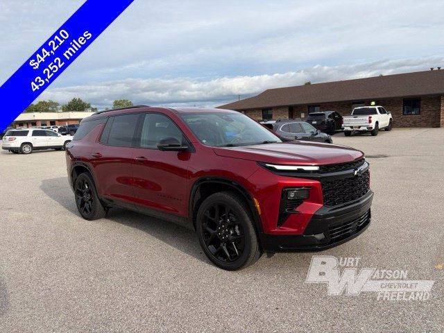 Used 2024 Chevrolet Traverse RS w/ LPO, Floor Liner Package AWD/4WD image 9