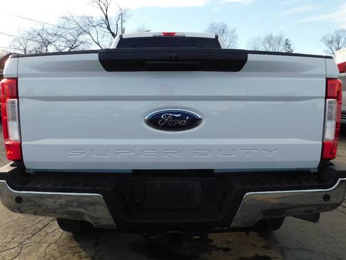 Used 2019 Ford F250 XLT w/ XLT Value Package image 25