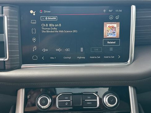 Used 2024 GMC Yukon XL Denali w/ Advanced Technology Package AWD/4WD image 31