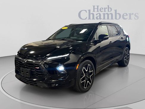 Used 2023 Chevrolet Blazer RS w/ Driver Confidence II Package AWD/4WD image 4