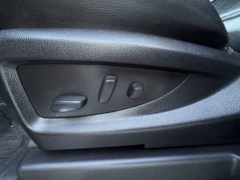 Used 2020 GMC Yukon Denali image 30