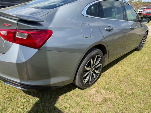 Used 2024 Chevrolet Malibu RS w/ LPO, Floor Liner Package FWD image 4