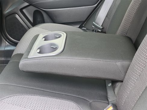 Used 2022 Subaru Outback Premium image 11