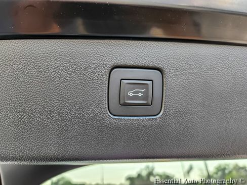 Used 2025 Buick Envista Avenir FWD image 20