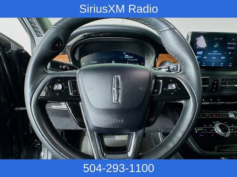 Used 2022 Lincoln Corsair Reserve image 11