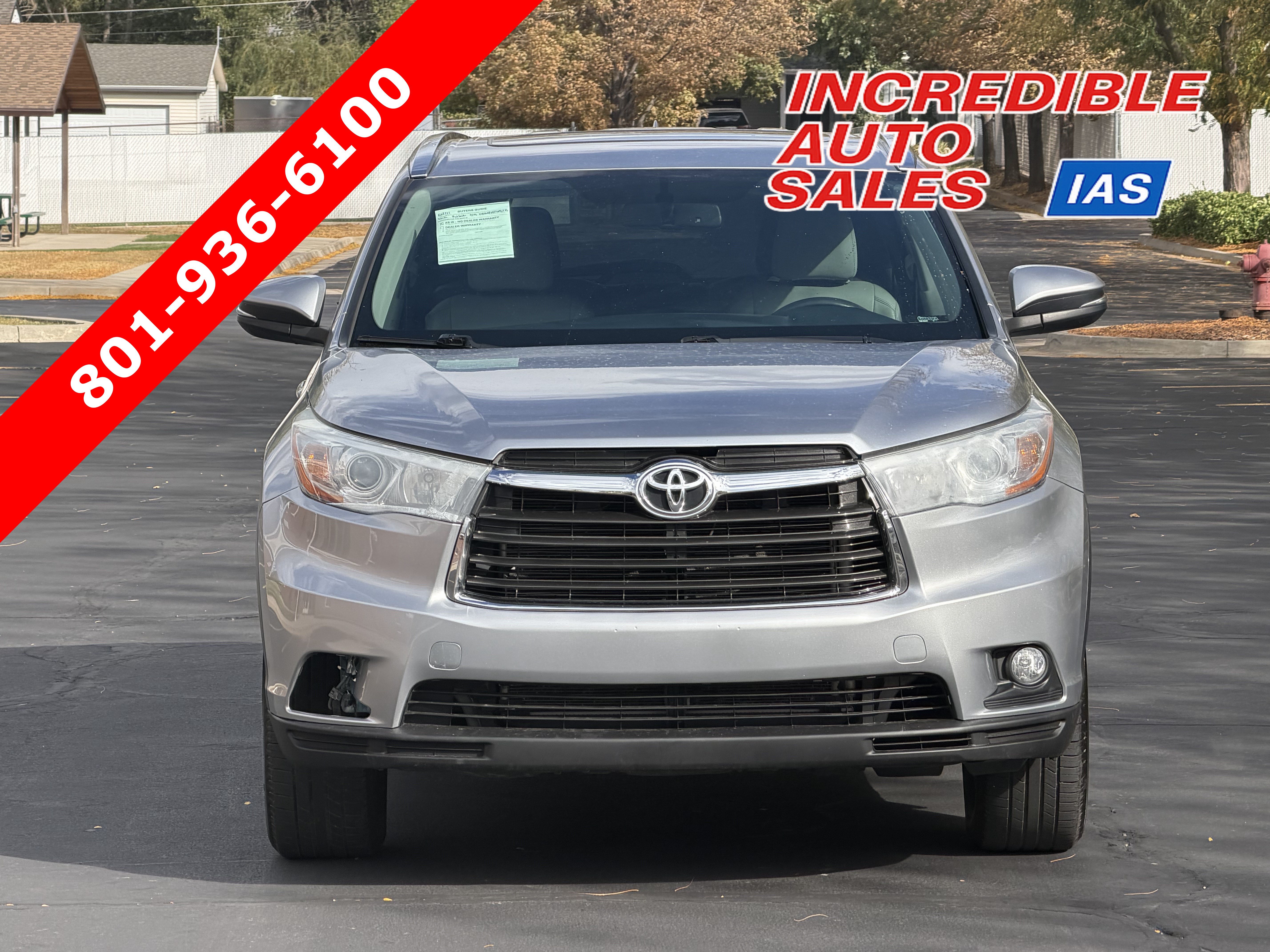 Used 2015 Toyota Highlander XLE AWD/4WD image 1