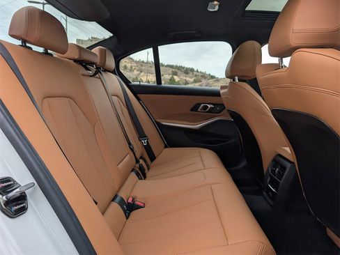 Used 2024 BMW 330i xDrive Sedan w/ Premium Package image 20