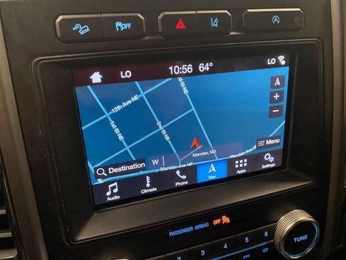 Used 2018 Ford Expedition XLT w/ Equipment Group 202A AWD/4WD image 4