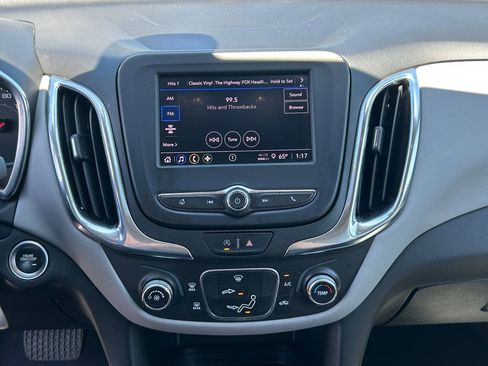 Used 2022 Chevrolet Equinox LS AWD/4WD image 14