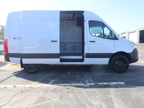 New 2025 Mercedes-Benz Sprinter 2500 image 4