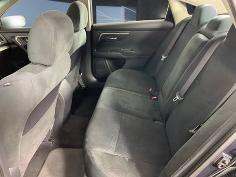 Used 2015 Nissan Altima 2.5 S w/ Power Driver Seat Package FWD image 18
