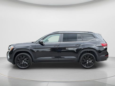 New 2026 Volkswagen Atlas SE FWD image 8